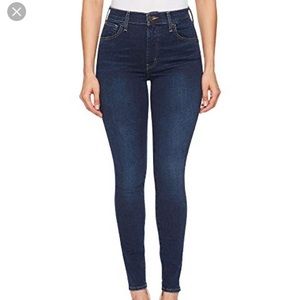 Levi’s mile-high skinny jeans
